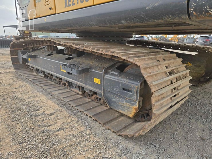 2023-xcmg-xe210u-image-22