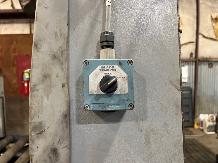 #10-•-hydmech-m20a-heavy-duty-metal-cutting-bandsaw-image-9