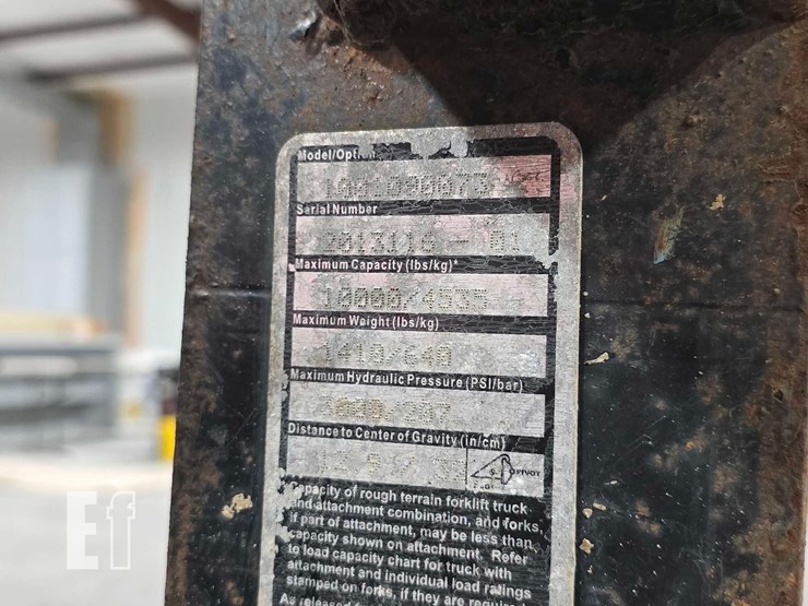 2015-caterpillar-tl642c-image-28