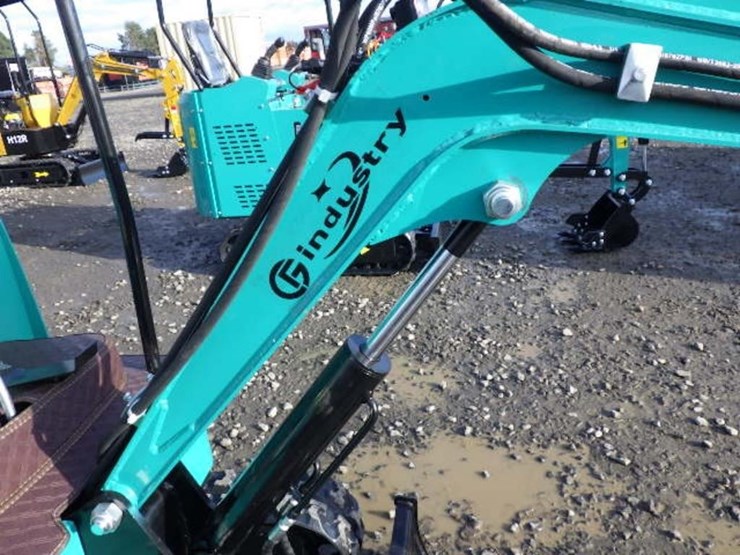 2026-cfg-h15r-hydraulic-excavator-image-11