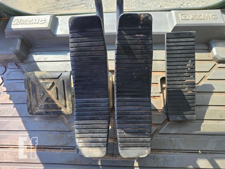 2022-xcmg-xe210u-image-15