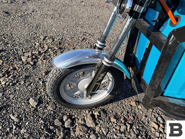 2025-ir-iret13-electric-tricycle-image-14