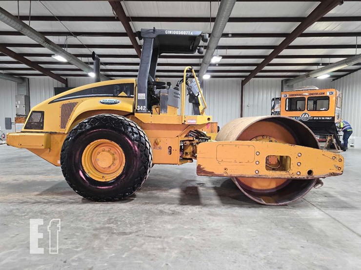 2003-caterpillar-cs-563e-image-6