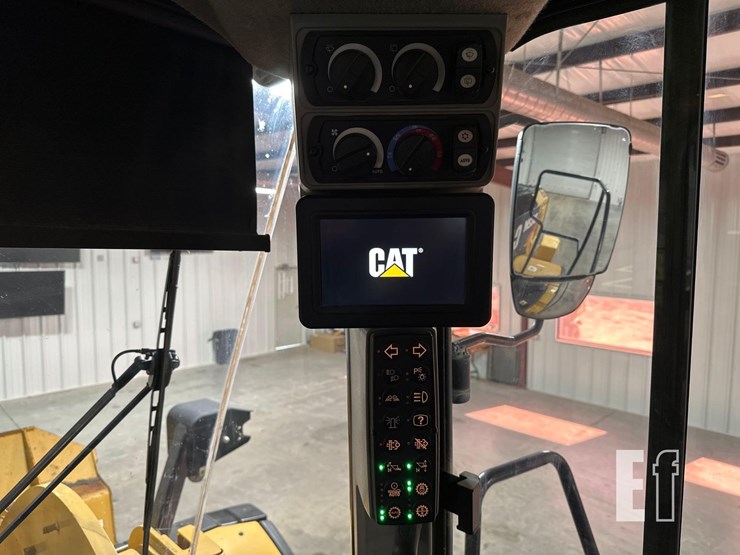 2019-caterpillar-962m-image-22