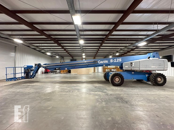 2011-genie-s125-image-5