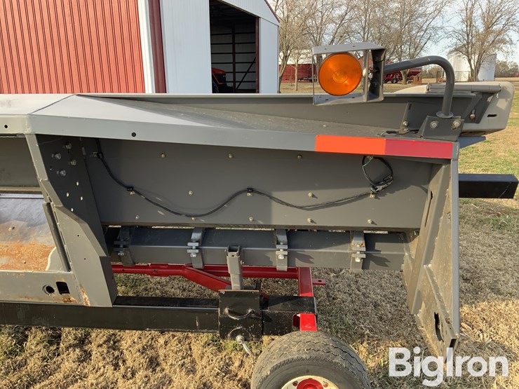 2010-gleaner-3000-image-11