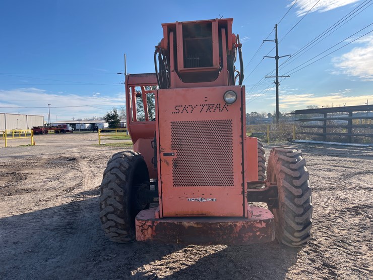 #7-•-2006-jlg-6042-forklift-image-11