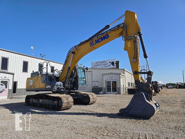 2023-xcmg-xe210u-image-2