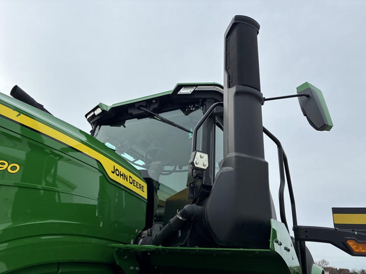 2024-john-deere-9r-590-image-36