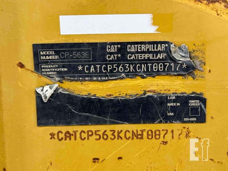 2005-caterpillar-cp-563e-image-32