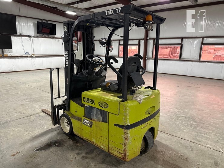 clark-tmx17-image-4