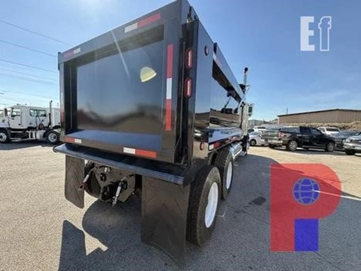 2005-peterbilt-378-image-6