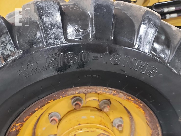 2015-caterpillar-420f-it-image-30