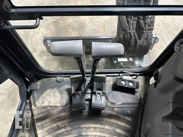 deere-35-p-tier-image-17