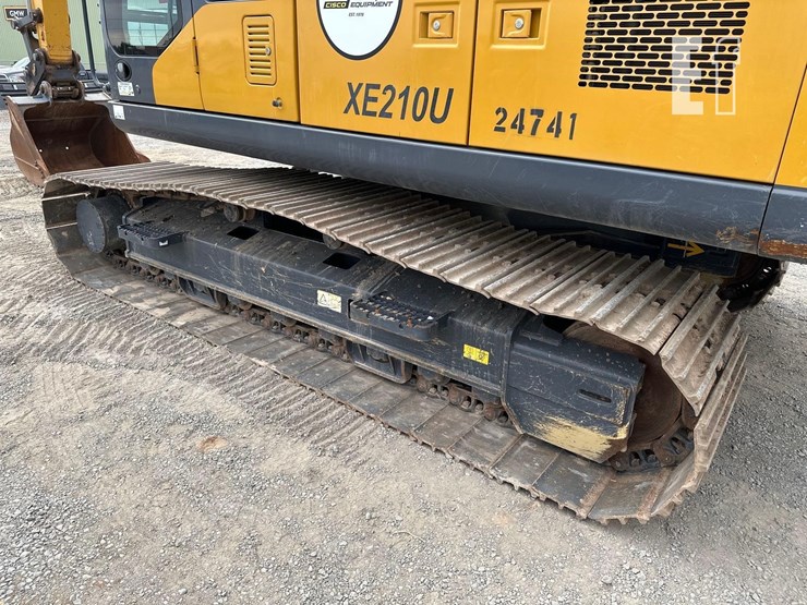 2022-xcmg-xe210u-image-29