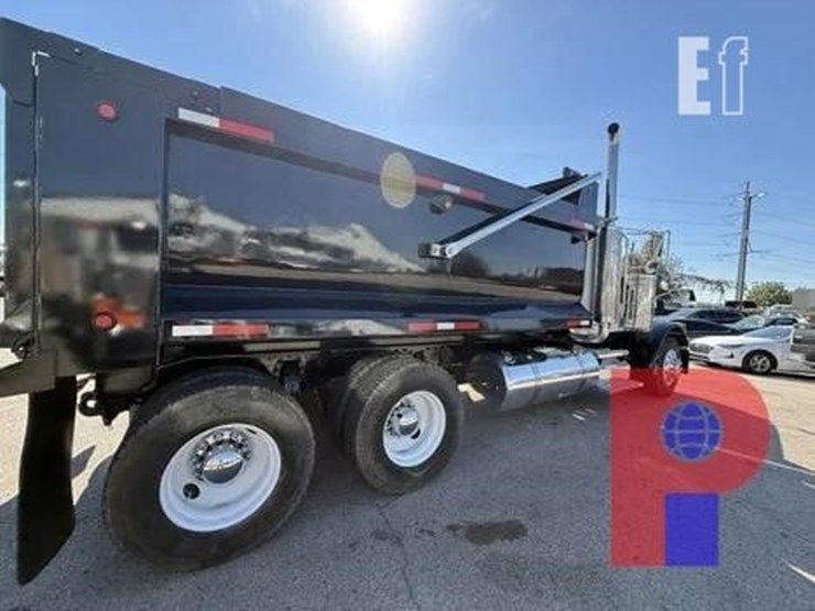 2005-peterbilt-378-image-7