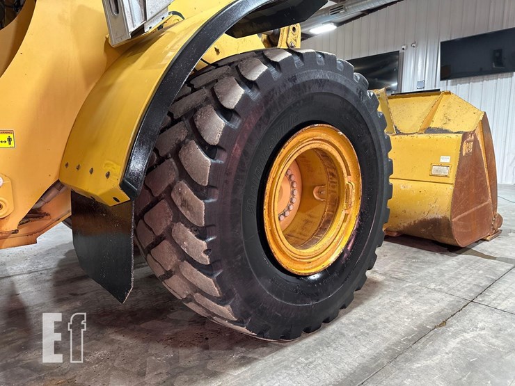 2019-caterpillar-962m-image-32