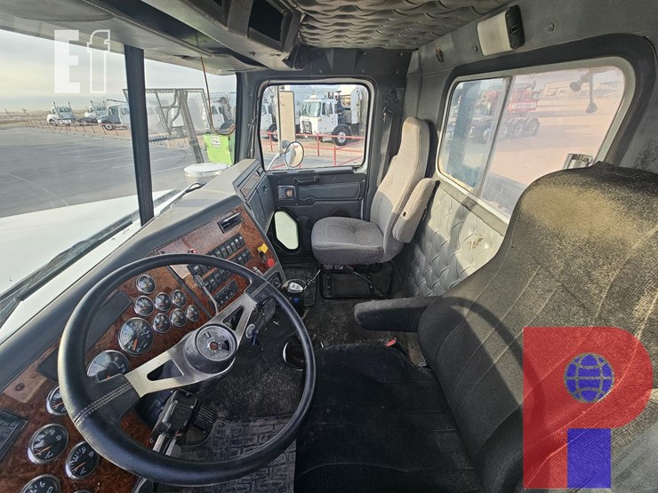 2007-western-star-4900-image-15