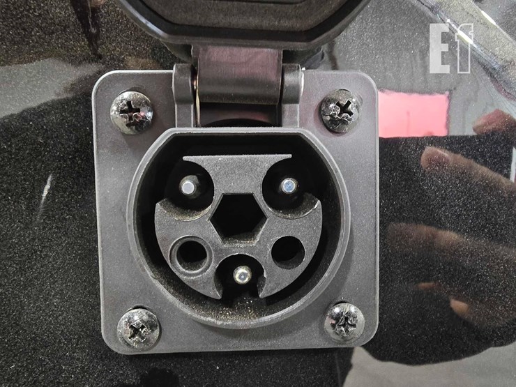 2025-sdlanch-sdlgc100-image-19