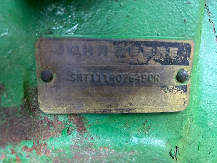 john-deere-3020-image-8