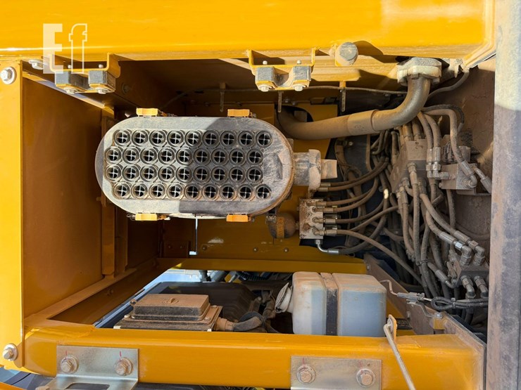 2023-xcmg-xe300u-image-30