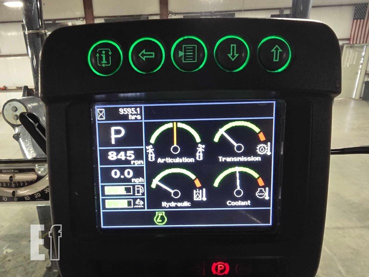 2015-deere-672g-image-15