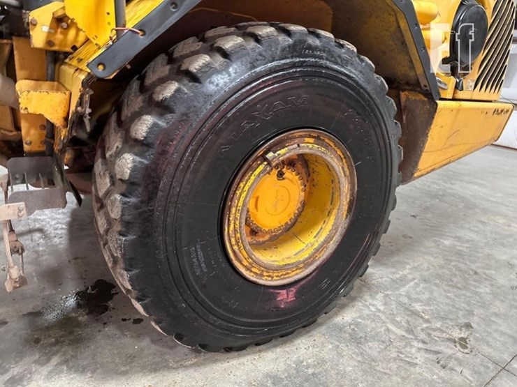 2008-volvo-a25e-image-18