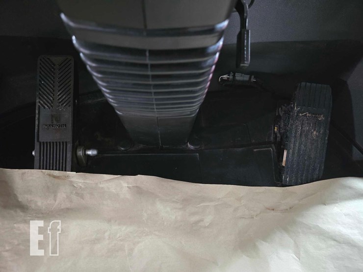 2022-xcmg-xc938u-image-17