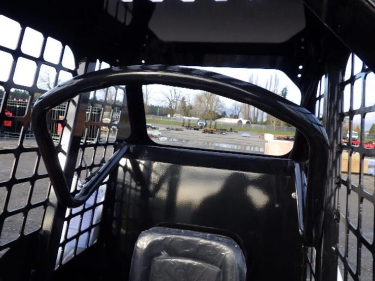 2025-sdlool-w25-skid-steer-tracked-loader-image-6