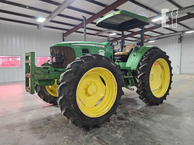 john-deere-6230-image-1