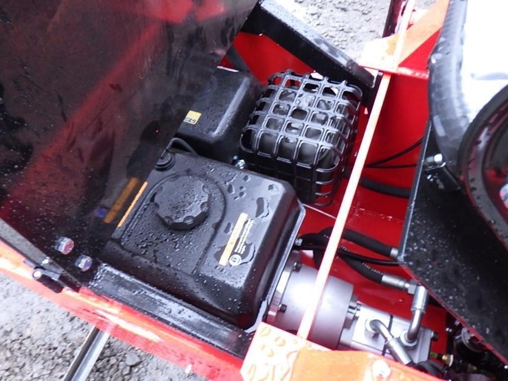 2025-agt-sda-140w-skid-steer-loader-image-8