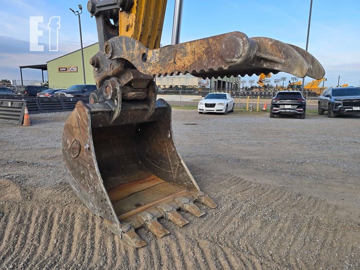 2022-xcmg-xe300u-image-10