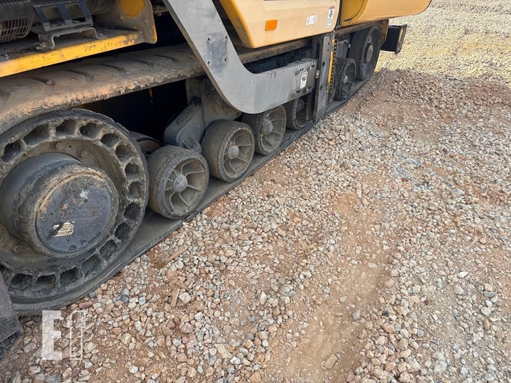 2018-volvo-p7110b-image-30