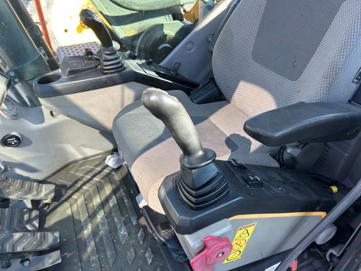 #122558-•-2017-volvo-ec160el-#vcec160ec00310212-image-36