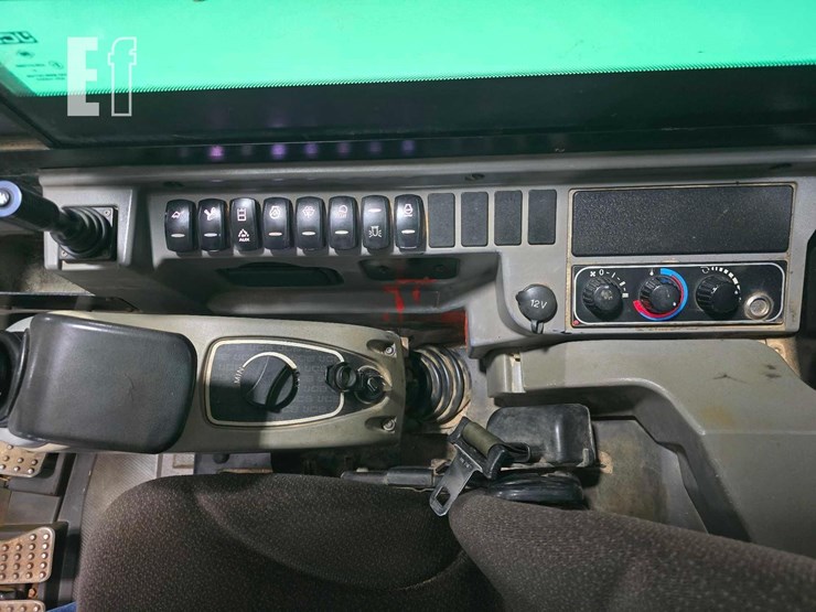 2018-jcb-85z-1-image-28