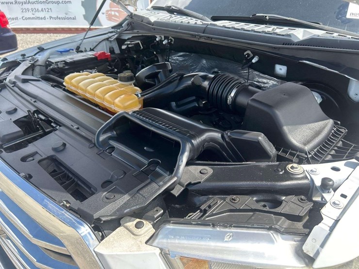 2016-ford-f150-image-10