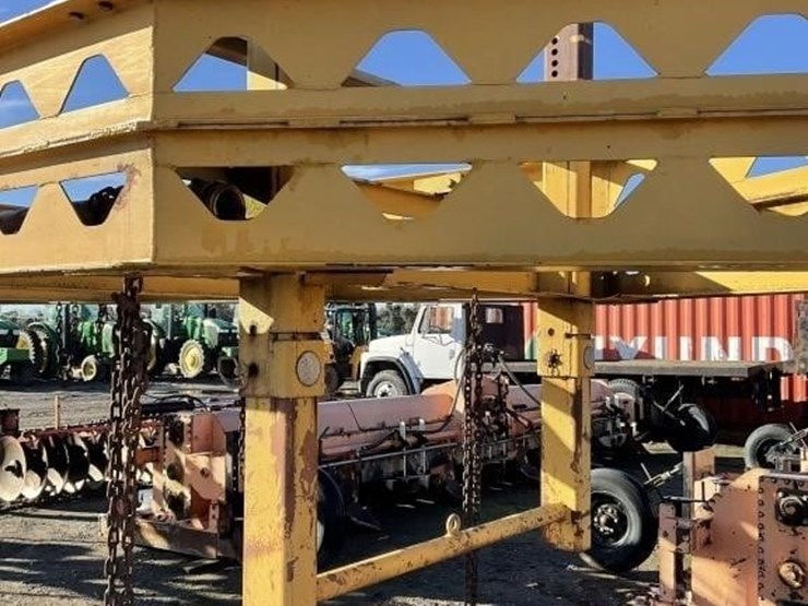 custom-36'-5th-wheel-implement-carrier-image-11