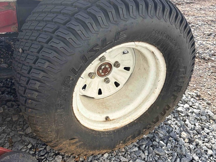 toro-lazer-z-zero-turn-mower-image-7