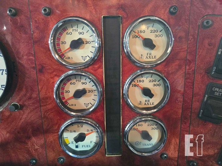 2004-international-paystar-5900-image-37