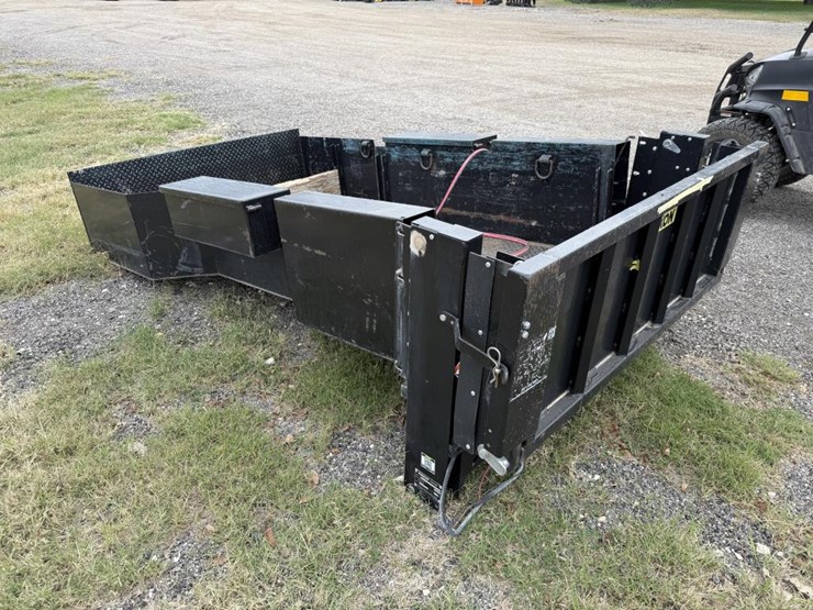 #154-•-maxon-lift-gate-w/-bed-insert-for-8'-bed-image-2