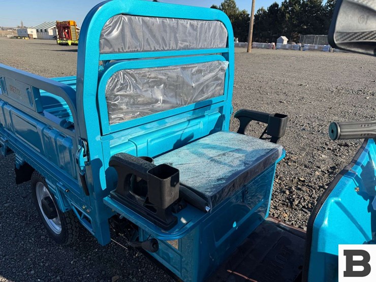 2025-ir-iret13-electric-tricycle-image-10