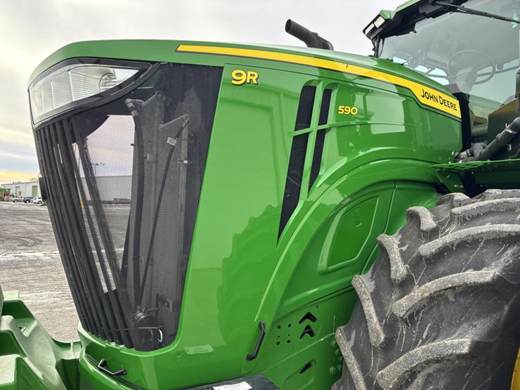 2024-john-deere-9r-590-image-37