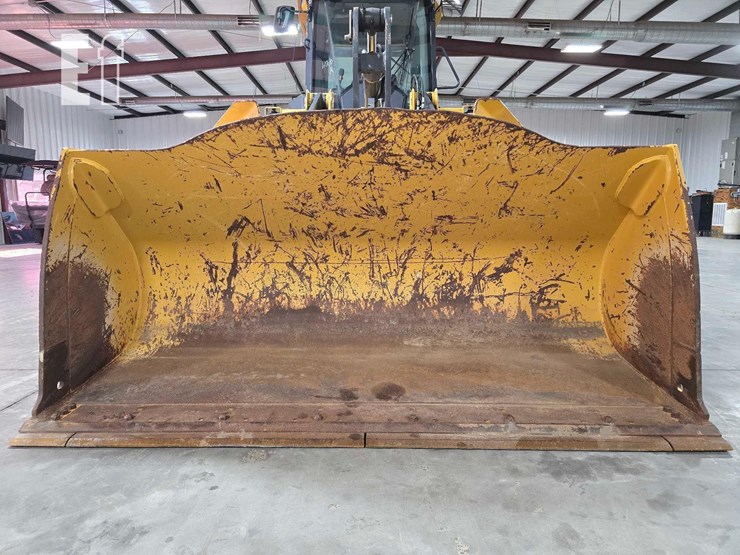 2022-deere-444-p-tier-image-11