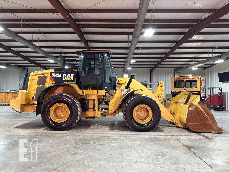 2019-caterpillar-962m-image-6