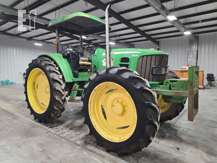 john-deere-6230-image-2