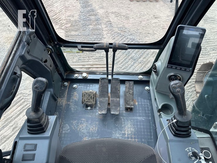 2022-xcmg-xe210u-image-16