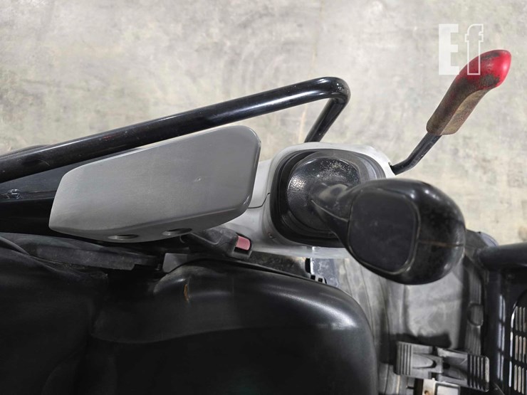 2018-deere-30g-image-24