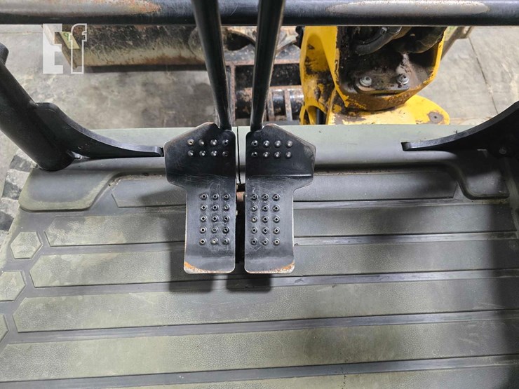 2021-caterpillar-304e2-cr-image-17