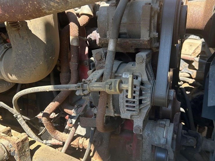 2008-sterling-l8500-image-39