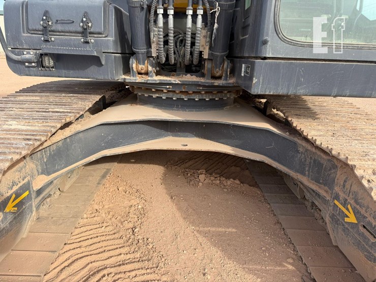 2022-xcmg-xe210u-image-8